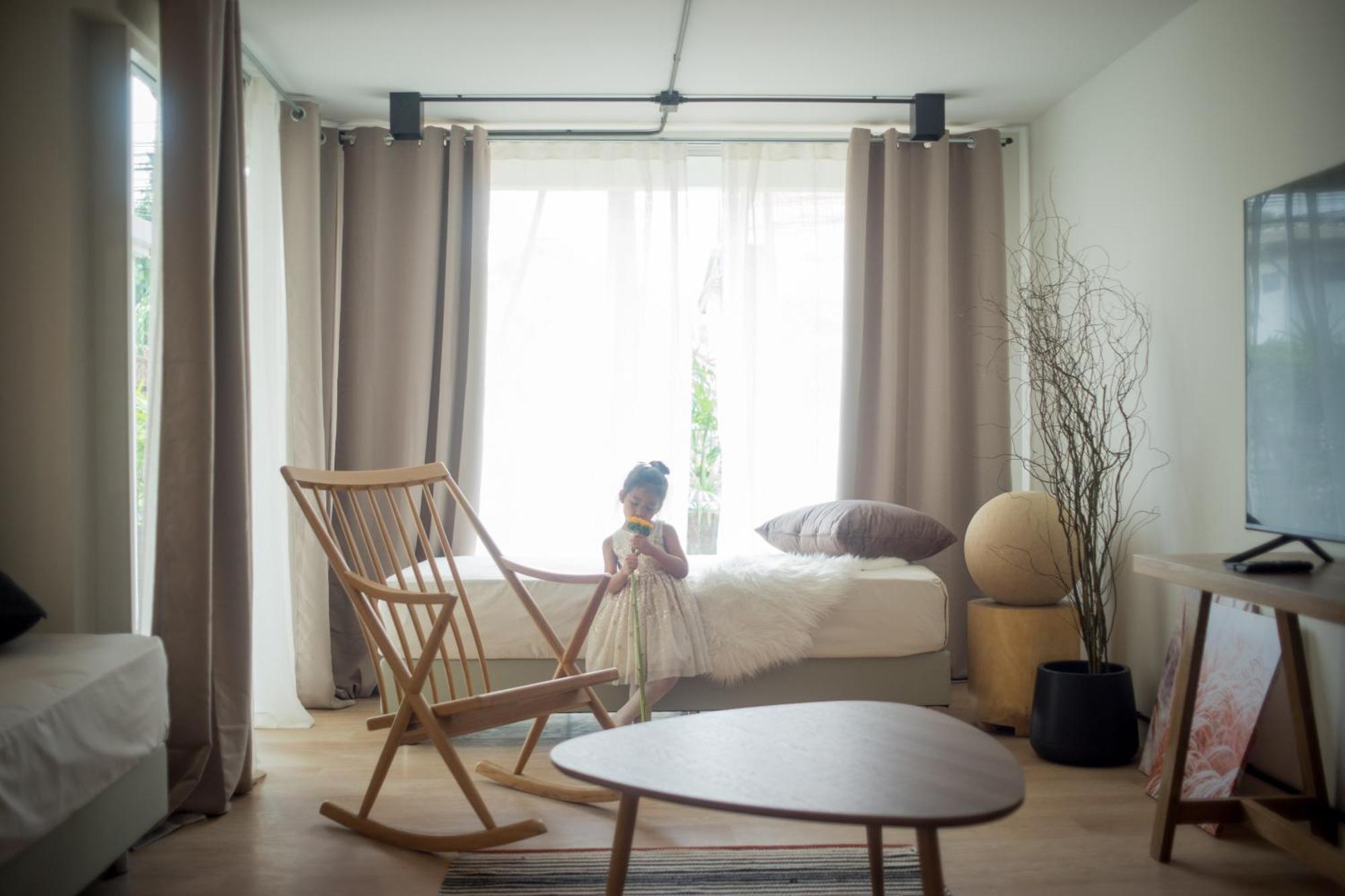Mini-Me Hubs, Charm Suites & Pool In Old City Τσιάνγκ Μάι Εξωτερικό φωτογραφία