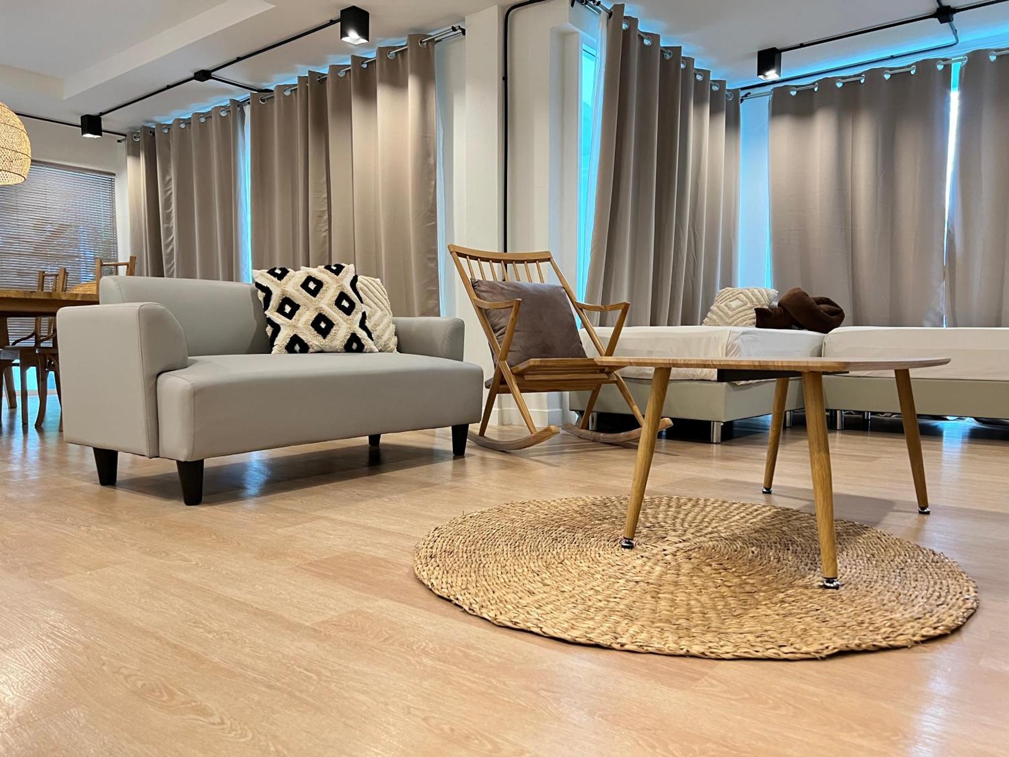Mini-Me Hubs, Charm Suites & Pool In Old City Τσιάνγκ Μάι Εξωτερικό φωτογραφία